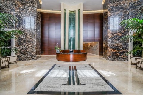 Condo in Sunny Isles Beach, Florida, 3 bedrooms  № 2068810 - photo 12