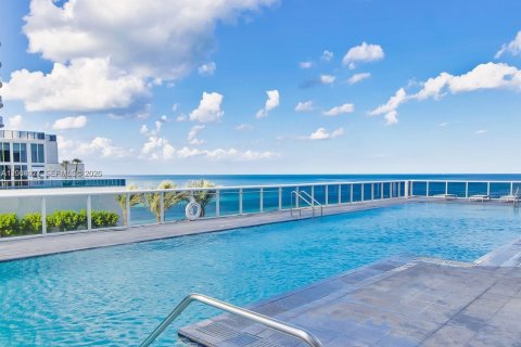 Condo in Sunny Isles Beach, Florida, 3 bedrooms  № 2068810 - photo 18