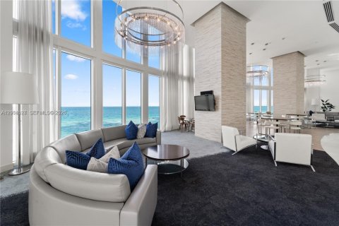 Condo in Sunny Isles Beach, Florida, 3 bedrooms  № 2068810 - photo 28