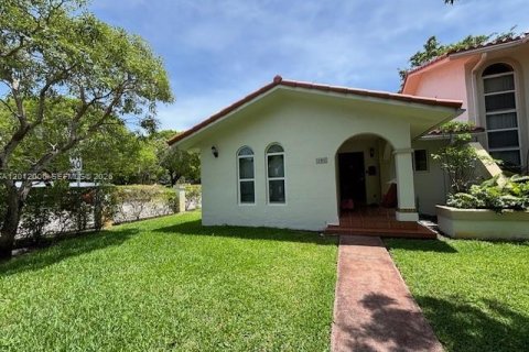Villa ou maison à louer à Coral Gables, Floride: 3 chambres, 185.8 m2 № 2076353 - photo 11