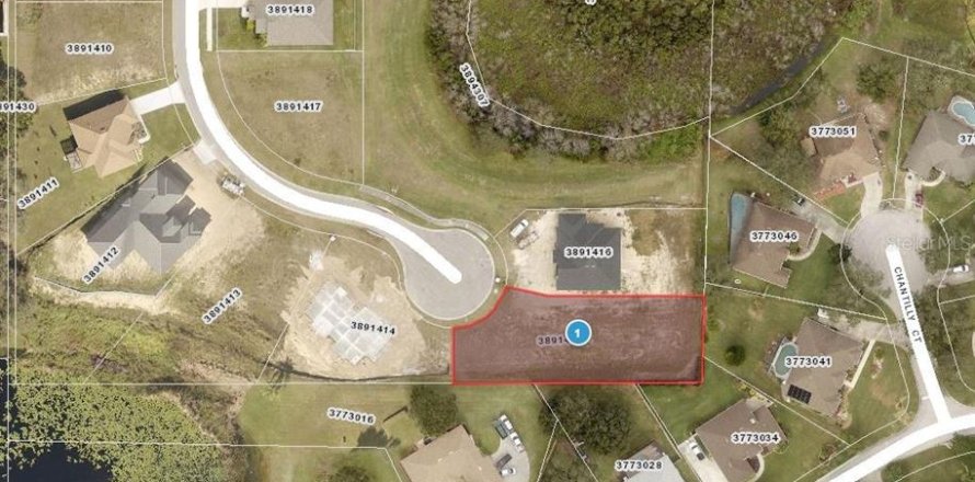 Terreno en Clermont, Florida № 2106093