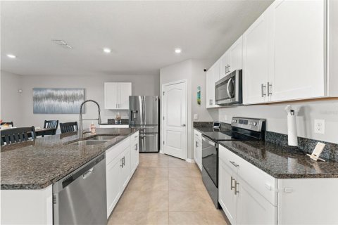 Купить виллу или дом в Киссимми, Флорида 4 комнаты, 171.5м2, № 2427442 - фото 7