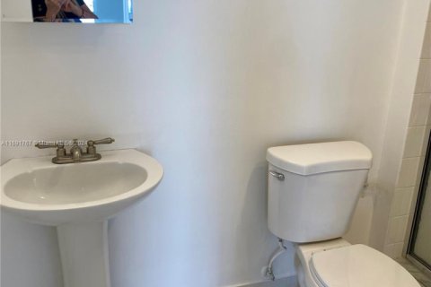 Купить кондоминиум в Авентура, Флорида 2 спальни, 107.49м2, № 1957836 - фото 10