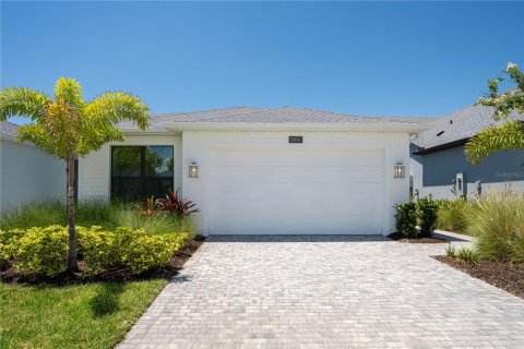 House in Apollo Beach, Florida 3 bedrooms, 167.41 sq.m. № 2200273