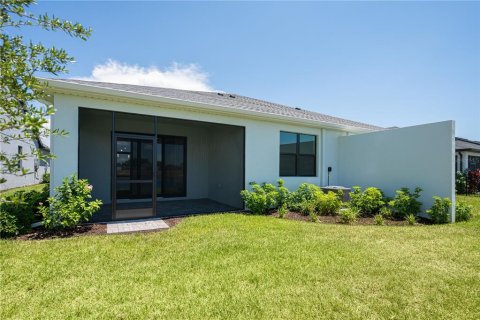 House in Apollo Beach, Florida 3 bedrooms, 167.41 sq.m. № 2200273 - photo 30
