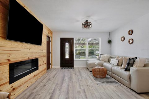 Villa ou maison à louer à Ormond Beach, Floride: 3 chambres, 129.78 m2 № 1919876 - photo 5