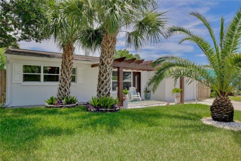 Casa en alquiler en Ormond Beach, Florida, 3 dormitorios, 129.78 m2 № 1919876 - foto 2