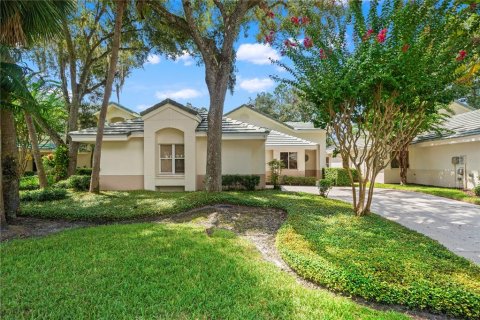 House in Tampa, Florida 3 bedrooms, 178.37 sq.m. № 2304647