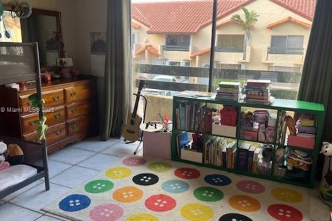 Adosado en venta en Miami, Florida, 2 dormitorios, 107.02 m2 № 1875740 - foto 18