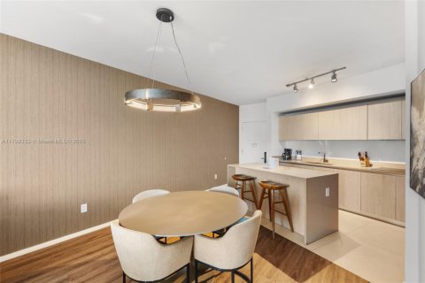 Copropriété à louer à Hollywood, Floride: 1 chambre, 79.15 m2 № 1959231 - photo 14