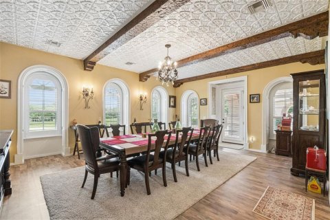House in Clermont, Florida 5 bedrooms, 1128.3 sq.m. № 2296515 - photo 7