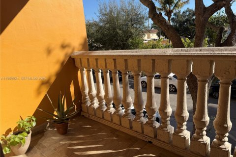 Купить кондоминиум в Хайалиа, Флорида 2 спальни, 82.68м2, № 2091248 - фото 16