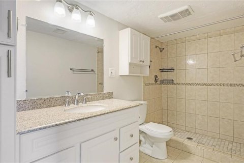 Condominio en alquiler en Bradenton, Florida, 2 dormitorios, 109.44 m2 № 1673931 - foto 15