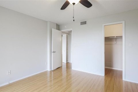 Condominio en alquiler en Bradenton, Florida, 2 dormitorios, 109.44 m2 № 1673931 - foto 14