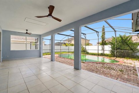 House in Kissimmee, Florida 3 bedrooms, 174.28 sq.m. № 2391487 - photo 12