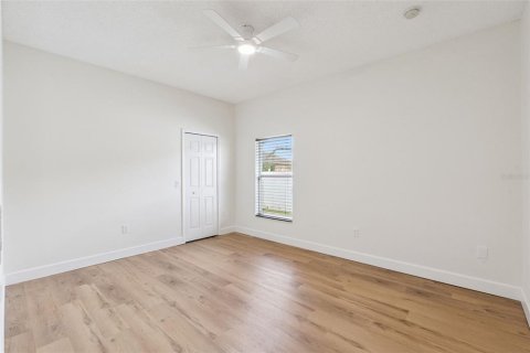 House in Kissimmee, Florida 3 bedrooms, 174.28 sq.m. № 2391487 - photo 6