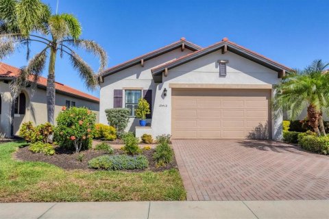 House in Venice, Florida 2 bedrooms, 147.99 sq.m. № 1734963 - photo 1