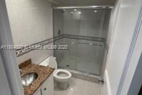 Condominio en alquiler en Pompano Beach, Florida, 3 dormitorios, 139.35 m2 № 1930951 - foto 12