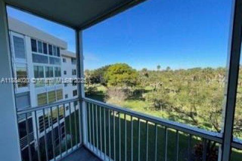 Condominio en alquiler en Pompano Beach, Florida, 3 dormitorios, 139.35 m2 № 1930951 - foto 18