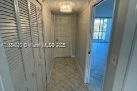 Condominio en alquiler en Pompano Beach, Florida, 3 dormitorios, 139.35 m2 № 1930951 - foto 11