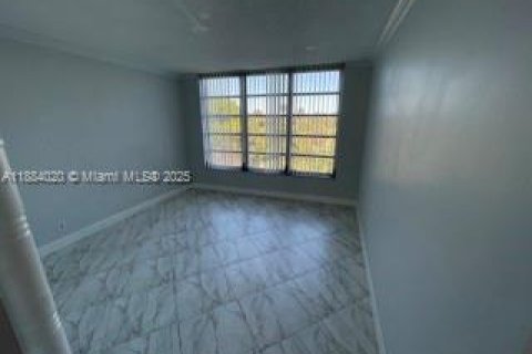 Condominio en alquiler en Pompano Beach, Florida, 3 dormitorios, 139.35 m2 № 1930951 - foto 13