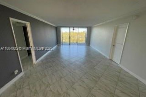 Condominio en alquiler en Pompano Beach, Florida, 3 dormitorios, 139.35 m2 № 1930951 - foto 3