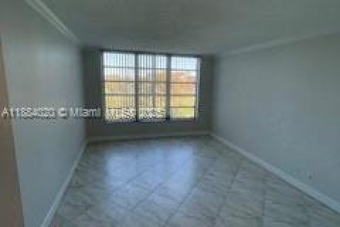 Condominio en alquiler en Pompano Beach, Florida, 3 dormitorios, 139.35 m2 № 1930951 - foto 6