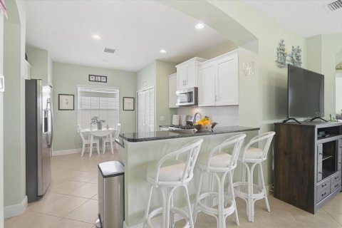 Villa ou maison à vendre à Venice, Floride: 2 chambres, 121.24 m2 № 2431180 - photo 12
