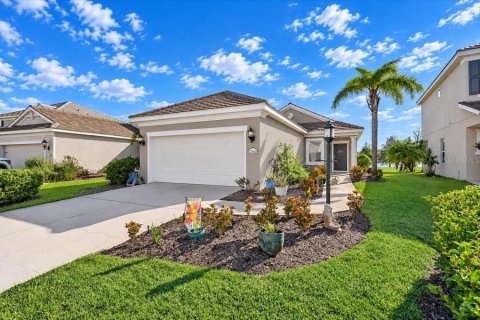 Villa ou maison à vendre à Venice, Floride: 2 chambres, 121.24 m2 № 2431180 - photo 4