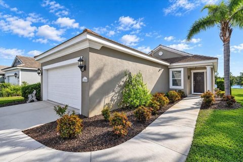 Villa ou maison à vendre à Venice, Floride: 2 chambres, 121.24 m2 № 2431180 - photo 3