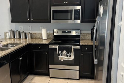 Townhouse in Homestead, Florida 3 bedrooms, 153.29 sq.m. № 1861007 - photo 7