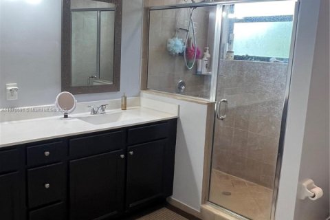 Townhouse in Homestead, Florida 3 bedrooms, 153.29 sq.m. № 1861007 - photo 25