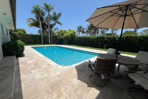 House in Hollywood, Florida 3 bedrooms, 188.68 sq.m. № 2082636 - photo 23