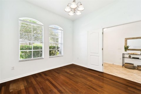 House in Tampa, Florida 4 bedrooms, 203.92 sq.m. № 1851880 - photo 28