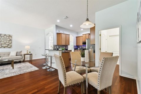 House in Tampa, Florida 4 bedrooms, 203.92 sq.m. № 1851880 - photo 17
