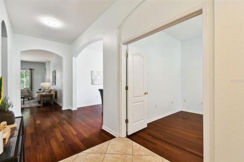 House in Tampa, Florida 4 bedrooms, 203.92 sq.m. № 1851880 - photo 29