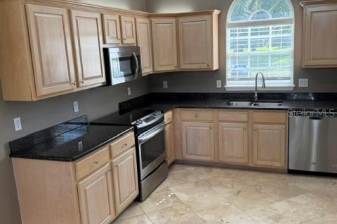 Casa en venta en Altamonte Springs, Florida, 4 dormitorios, 253.99 m2 № 2430739 - foto 11