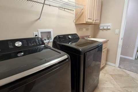 Casa en venta en Altamonte Springs, Florida, 4 dormitorios, 253.99 m2 № 2430739 - foto 23