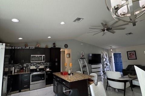 House in LaBelle, Florida 3 bedrooms, 139.54 sq.m. № 1864583 - photo 22