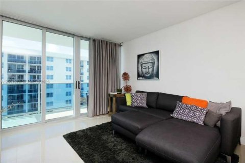 Copropriété à vendre à North Bay Village, Floride: 1 chambre, 76.64 m2 № 2170842 - photo 3