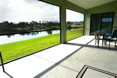 House in Rotonda, Florida 3 bedrooms, 142.33 sq.m. № 1856094 - photo 13