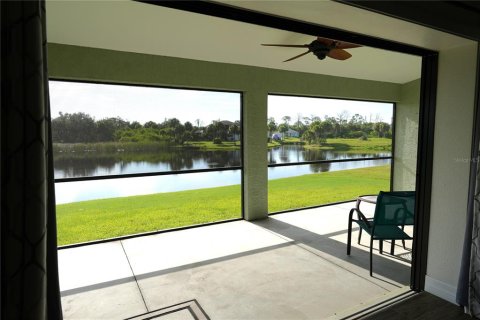 House in Rotonda, Florida 3 bedrooms, 142.33 sq.m. № 1856094 - photo 12