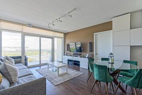 Copropriété à vendre à Miami, Floride: 2 chambres, 106.47 m2 № 1716437 - photo 1