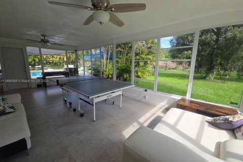 Villa ou maison à louer à Southwest Ranches, Floride: 4 chambres, 231.14 m2 № 2169603 - photo 16