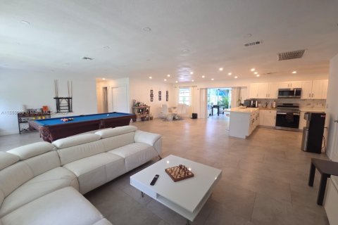 Villa ou maison à louer à Southwest Ranches, Floride: 4 chambres, 231.14 m2 № 2169603 - photo 28