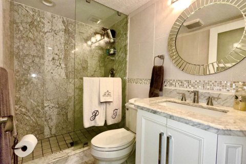 Condo in Fort Lauderdale, Florida, 2 bedrooms № 2387080 - photo 20