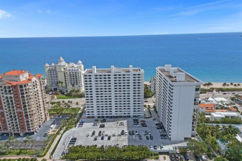 Condo in Fort Lauderdale, Florida, 2 bedrooms № 2387080 - photo 30