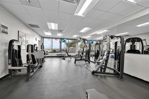 Condo in Fort Lauderdale, Florida, 2 bedrooms № 2387080 - photo 29
