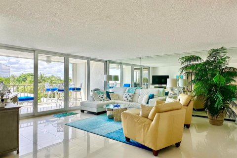 Condo in Fort Lauderdale, Florida, 2 bedrooms  № 2387080