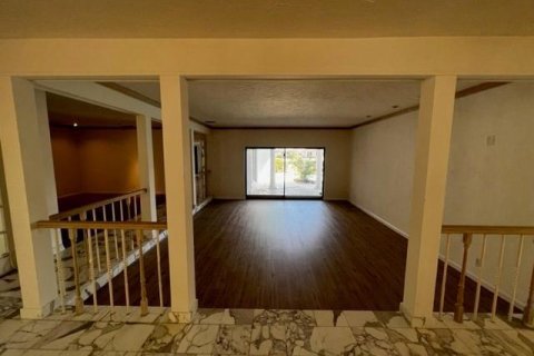 Villa ou maison à vendre à Fort Lauderdale, Floride: 4 chambres, 453.18 m2 № 2147135 - photo 15